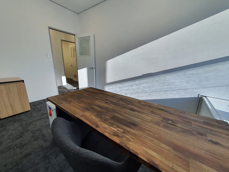 Click to view all images 2/210 Liverpool Street Hobart TAS 7000 - Image 3