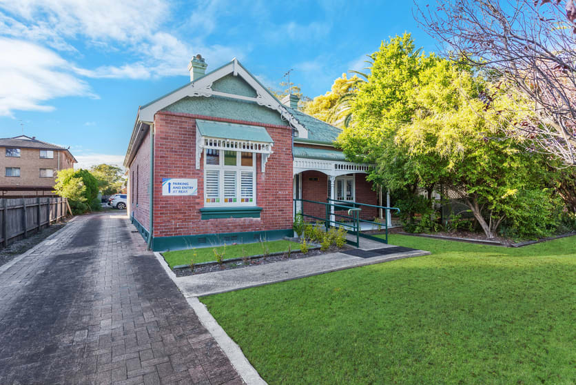 Click to view all images 10 Macquarie Avenue Penrith NSW 2750 - Image 1