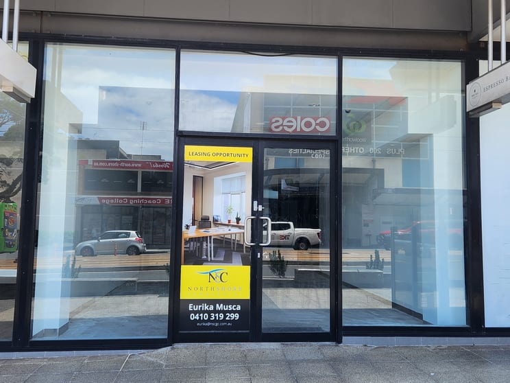 Click to view all images 303/56 Scarborough Stree Southport QLD 4215 - Image 3