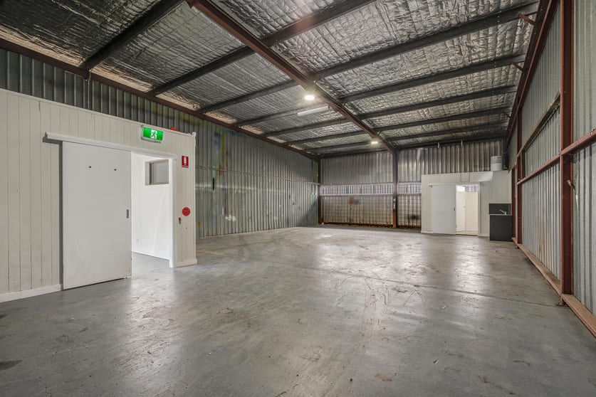 Click to view all images 2/20 Pendlebury Road Cardiff NSW 2285 - Image 2