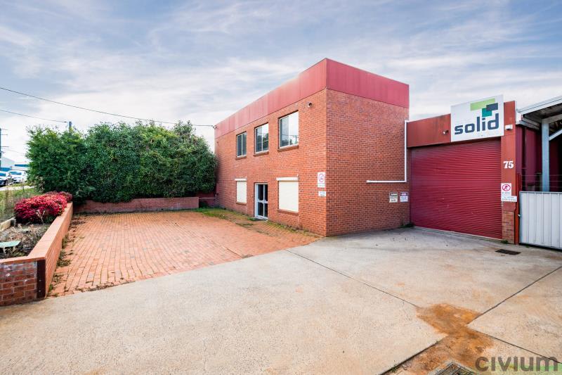 Click to view all images 75 Bayldon Road Queanbeyan NSW 2620 - Image 3