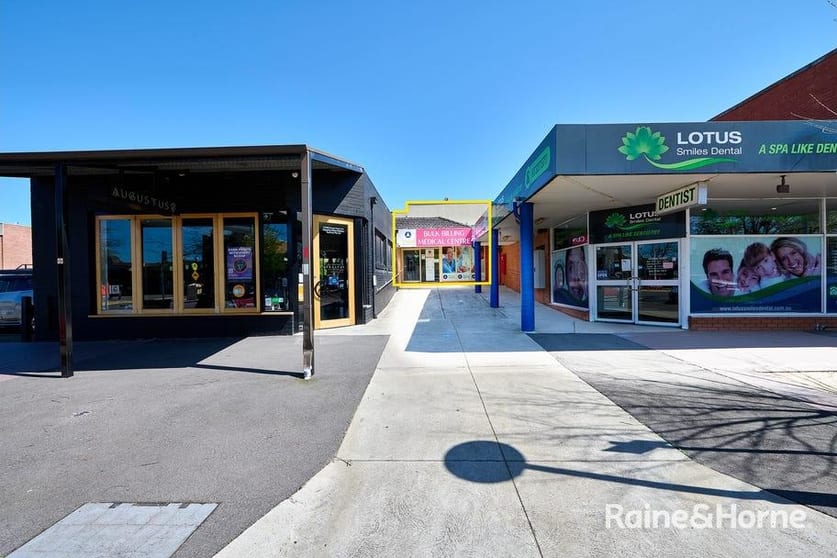 Click to view all images 94 O'Shanassy Street Sunbury VIC 3429 - Image 1
