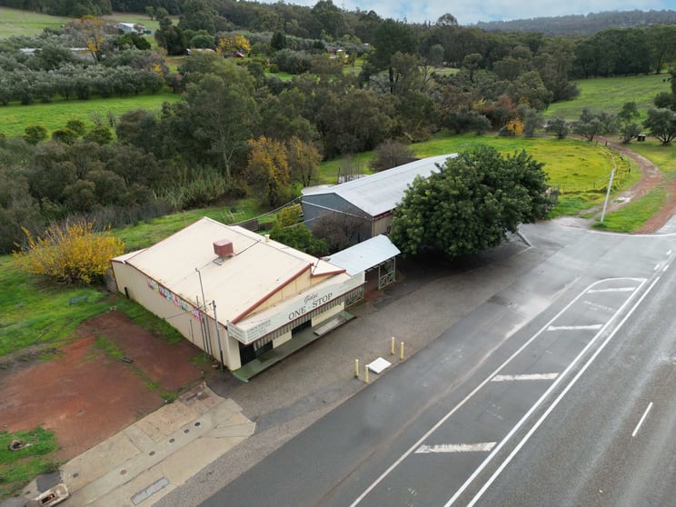 Click to view all images Part of 2507 Toodyay Road Gidgegannup WA 6083 - Image 3