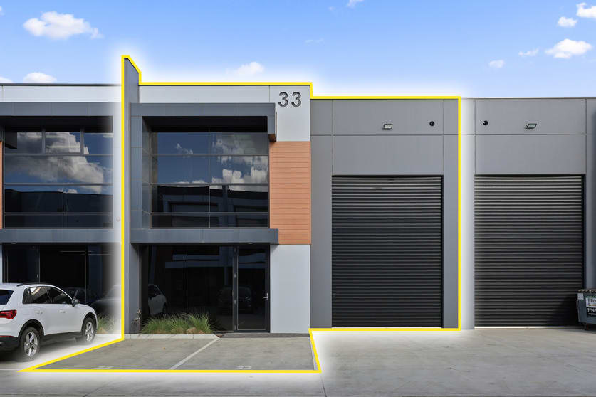 Click to view all images 33 Aspen Circuit Springvale VIC 3171 - Image 1