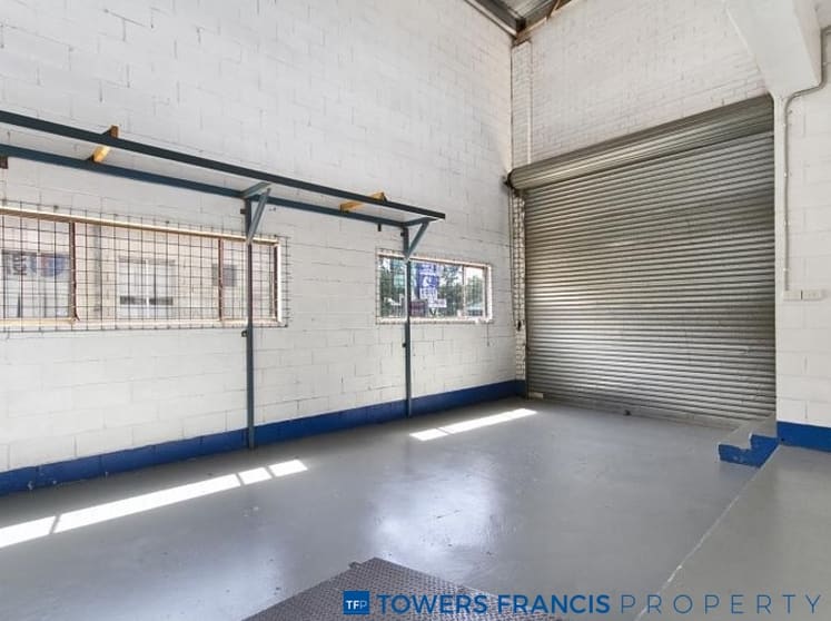 Click to view all images 1/31 Machinery Drive Tweed Heads South NSW 2486 - Image 3