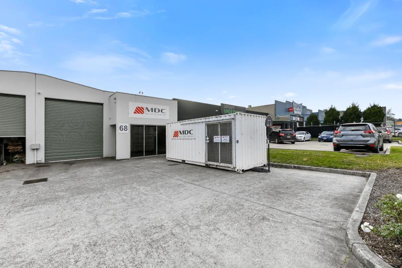 Click to view all images Unit 1/68 Enterprise Avenue Berwick VIC 3806 - Image 1