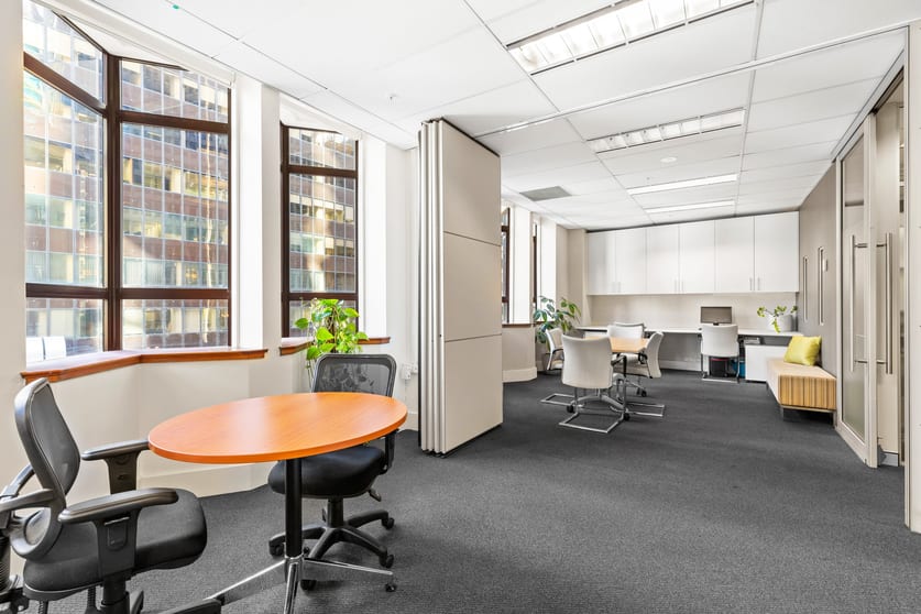Click to view all images 607/66 Hunter Street Sydney NSW 2000 - Image 2