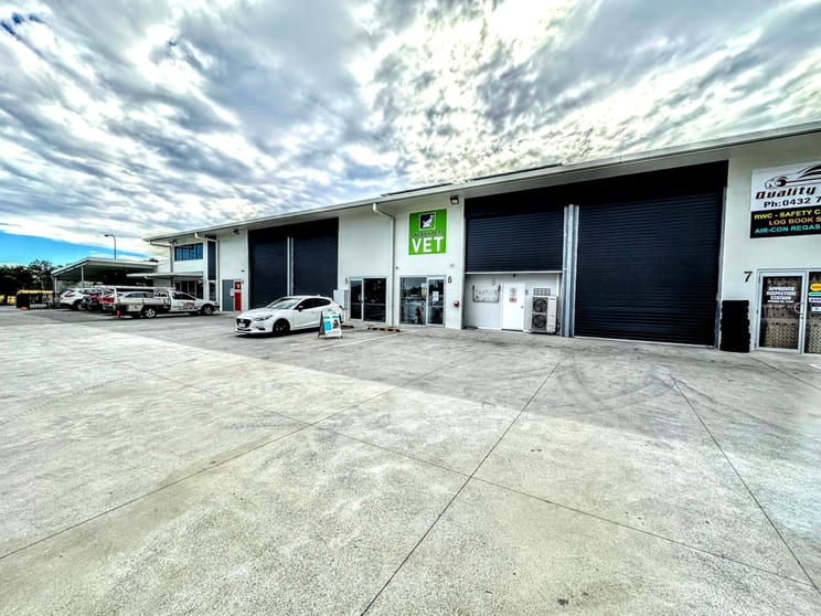 Click to view all images 5/1 Hawkins Crescent Bundamba QLD 4304 - Image 3