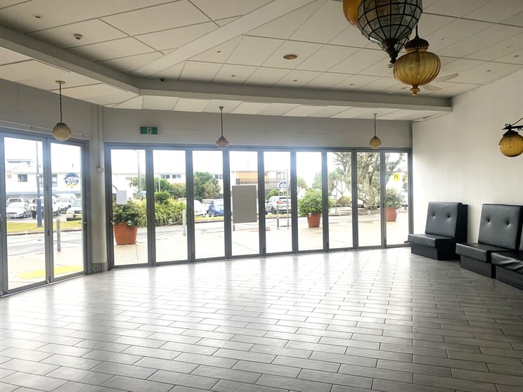 Click to view all images 1/60 Marine Parade Kingscliff NSW 2487 - Image 3