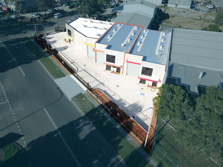 Click to view all images 2/88 Kurrajong Ave Mount Druitt NSW 2770 - Image 1