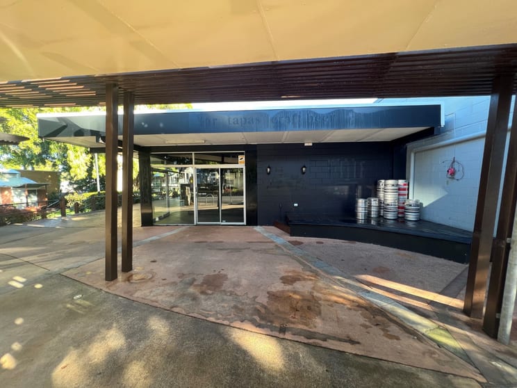 Click to view all images 1/50 Landsborough Parade Golden Beach QLD 4551 - Image 2