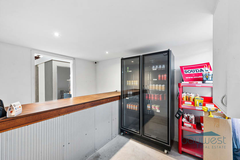 Click to view all images 2089 Frankston Flinders Road Hastings VIC 3915 - Image 2