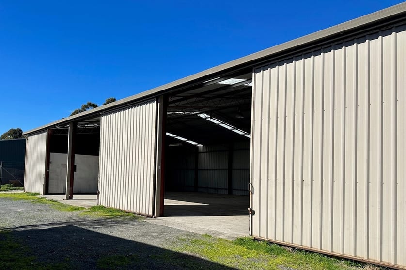 Click to view all images Unit B/34 Oborn Road Mount Barker SA 5251 - Image 1