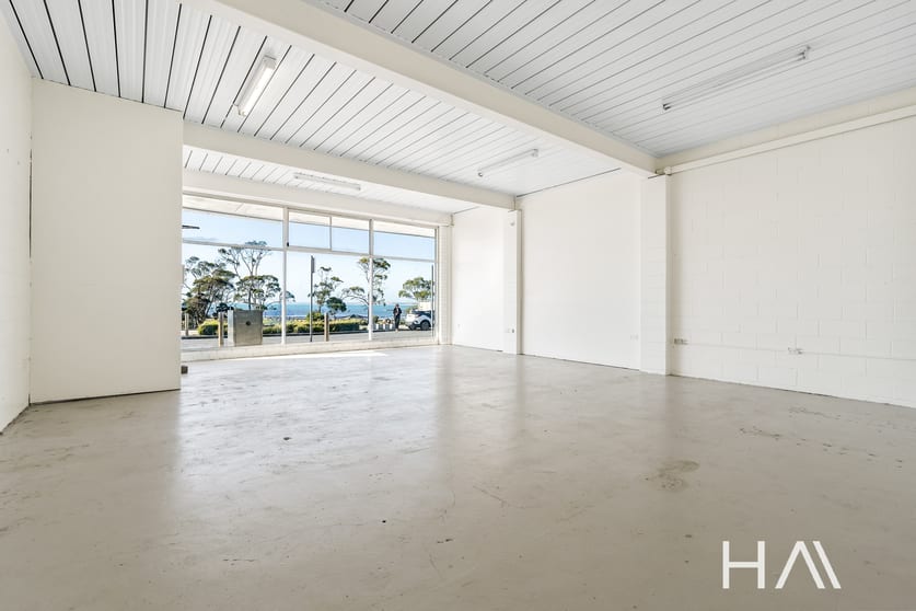 Click to view all images Shop 6/85 Main Street Bridport TAS 7262 - Image 3