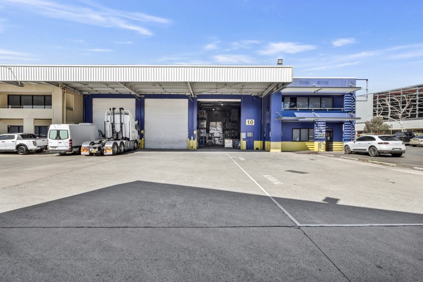 Click to view all images 54-56 Stennett Road Ingleburn NSW 2565 - Image 1