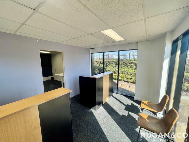 Click to view all images 2/247 Fleming Road Hemmant QLD 4174 - Image 3