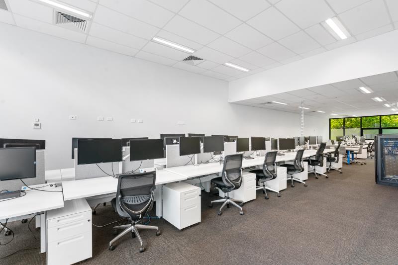 Click to view all images Suite 4/6-12 Elizabeth Street Hawthorn VIC 3122 - Image 2