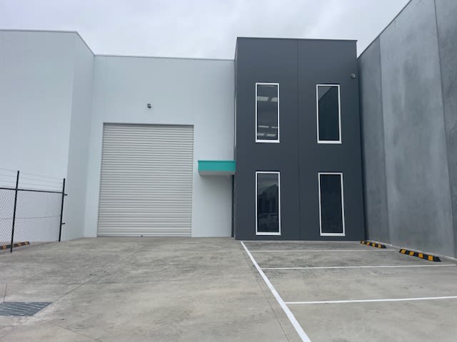 Click to view all images 3/2 Furlong Street Cranbourne West VIC 3977 - Image 1