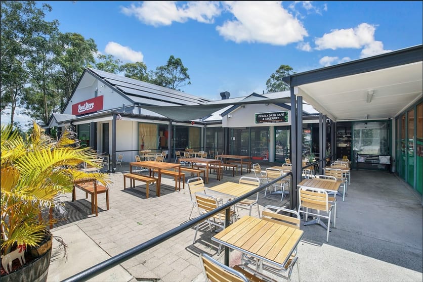 Click to view all images 9/2-8 Yalumba Street Kingston QLD 4114 - Image 1