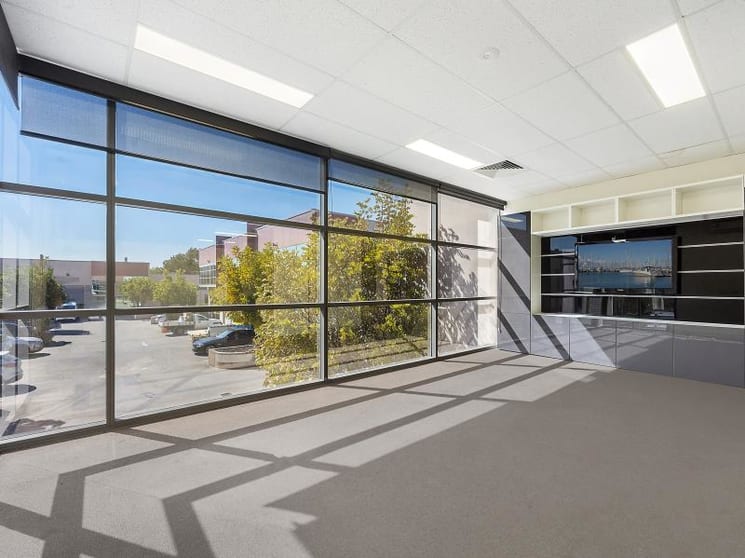 Click to view all images Unit 27 & 28/5 Gladstone Road Castle Hill NSW 2154 - Image 2