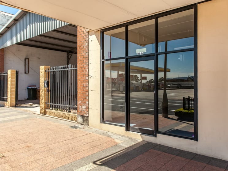Click to view all images 184a Vincent Street Cessnock NSW 2325 - Image 2