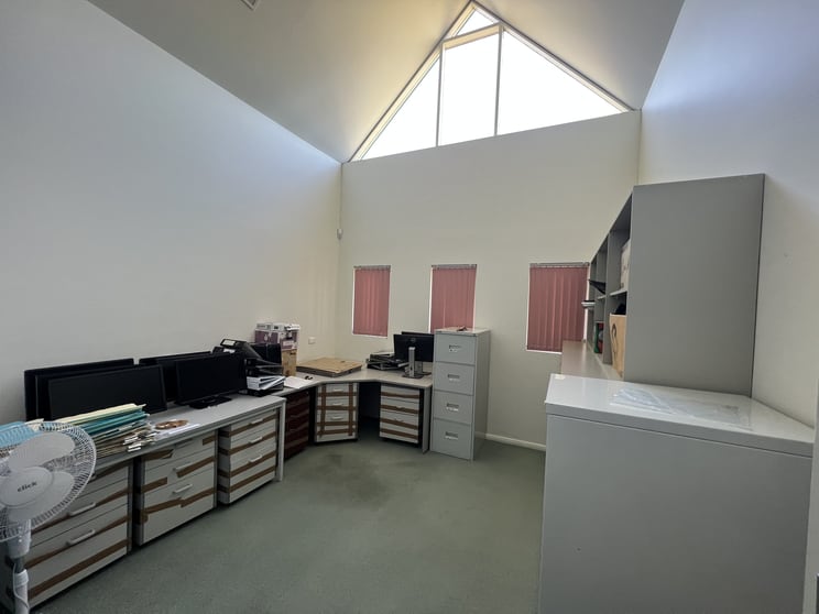 Click to view all images 18-20 Scholefield Road Seacliff SA 5049 - Image 3