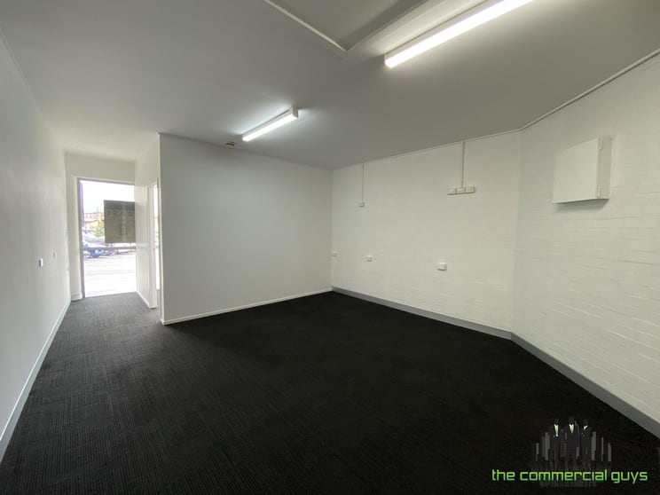Click to view all images Block A, 8/8-22 King Street Caboolture QLD 4510 - Image 3