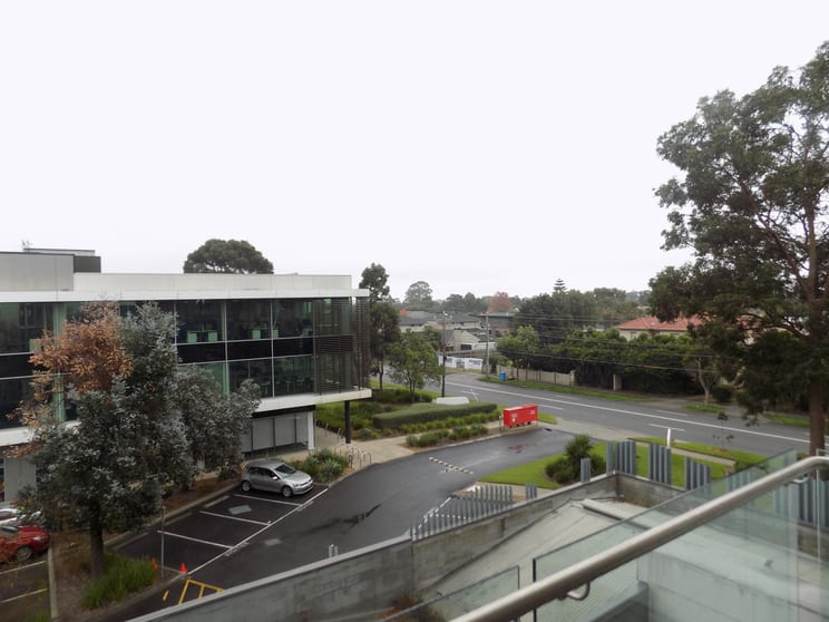30/296 Bay Road Cheltenham VIC 3192 - Image 2