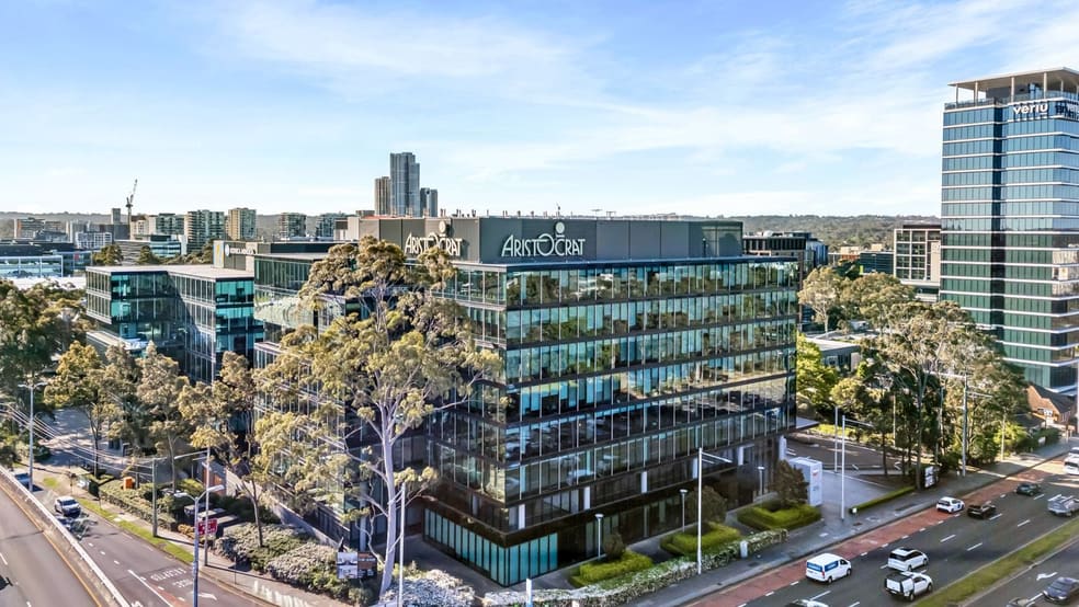 Click to view all images 4 Drake Avenue Macquarie Park NSW 2113 - Image 1
