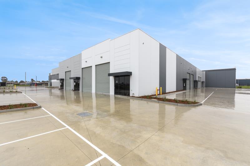 Click to view all images 5 Convoy Lane Pakenham VIC 3810 - Image 1