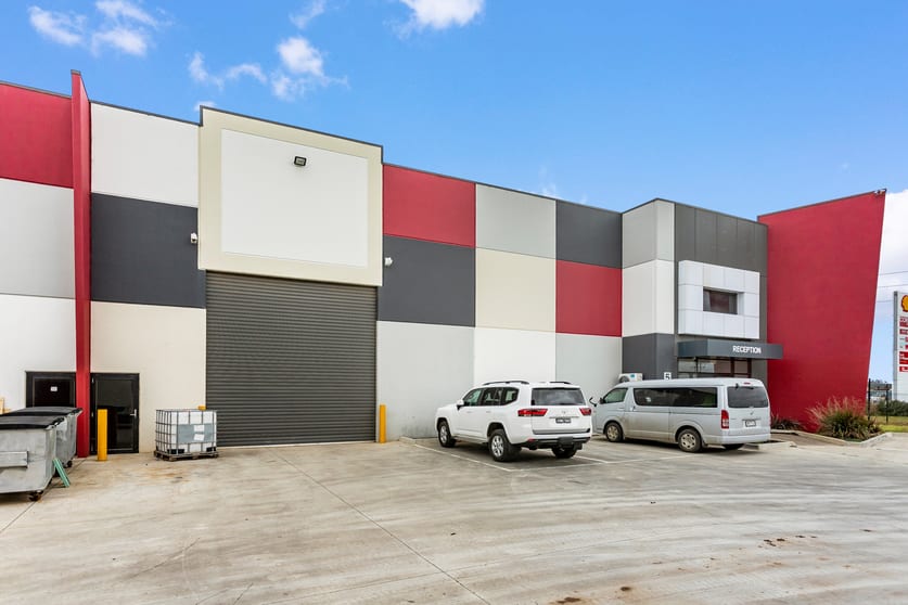 Click to view all images 5/5 Connect Road Truganina VIC 3029 - Image 3
