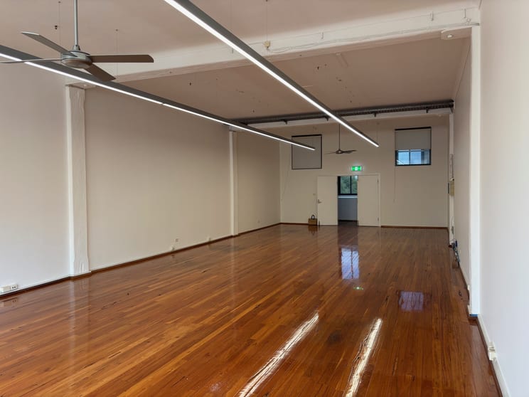 Click to view all images 61 Marlborough Street Surry Hills NSW 2010 - Image 5