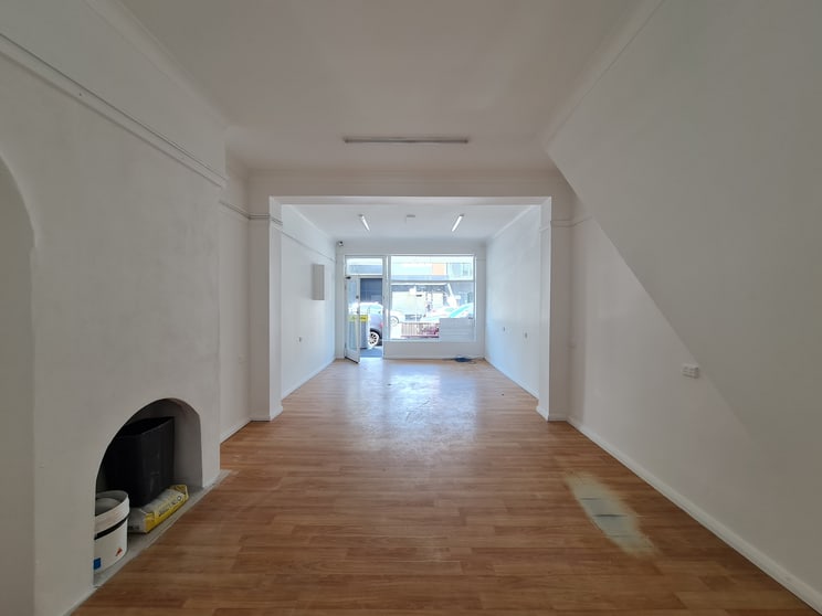 Click to view all images 106 Darby Street Cooks Hill NSW 2300 - Image 2