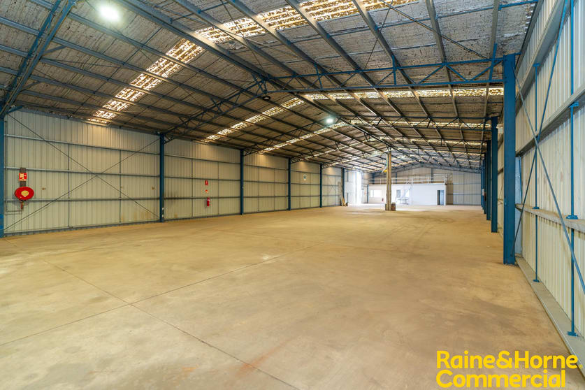 Click to view all images 34 Schiller Street Wagga Wagga NSW 2650 - Image 3