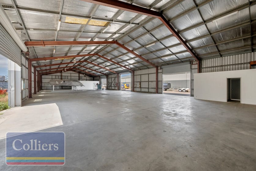 Click to view all images 2/337 Woolcock Street Garbutt QLD 4814 - Image 3