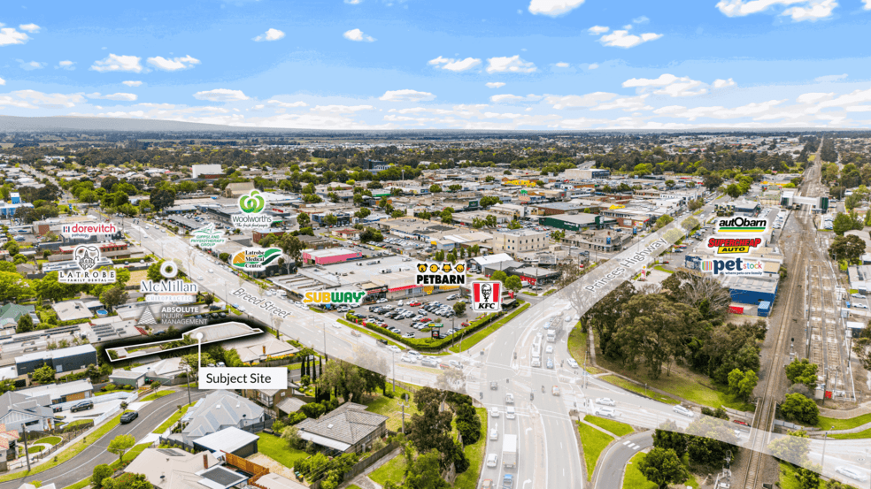 Click to view all images 9 Breed Street Traralgon VIC 3844 - Image 2