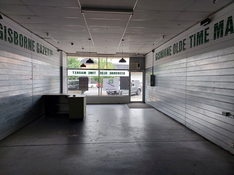 Click to view all images Shop 4/23D Hamilton Street Gisborne VIC 3437 - Image 3
