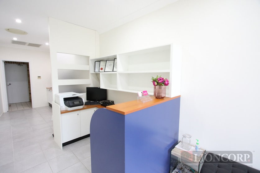 Click to view all images Mount Gravatt East QLD 4122 - Image 2