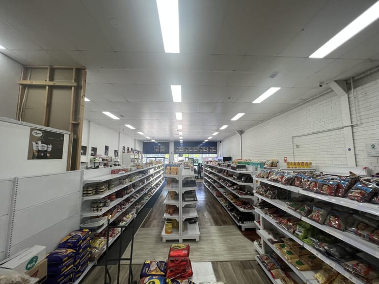 Click to view all images Unit 3, 118-120 Newcastle Road Wallsend NSW 2287 - Image 3