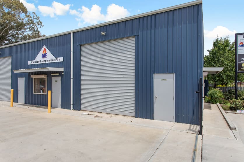 Click to view all images 1/18-20 Charlotte Street Smithfield SA 5114 - Image 2