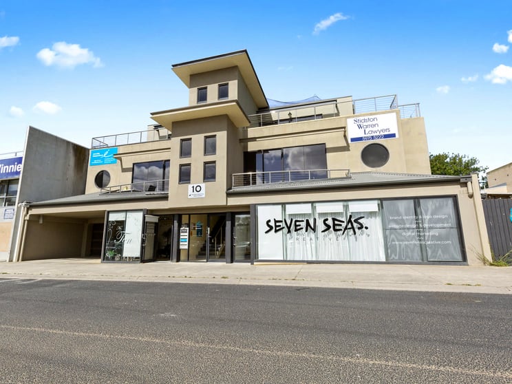 Click to view all images Ground Floor 1/10 Blamey Place Mornington VIC 3931 - Image 1