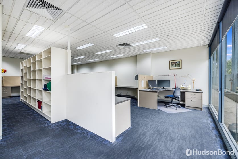 Click to view all images 3/8 Clay Drive Doncaster VIC 3108 - Image 3