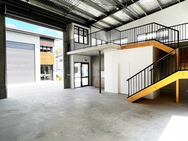 Click to view all images 17/11 Leo Alley Road Noosaville QLD 4566 - Image 2
