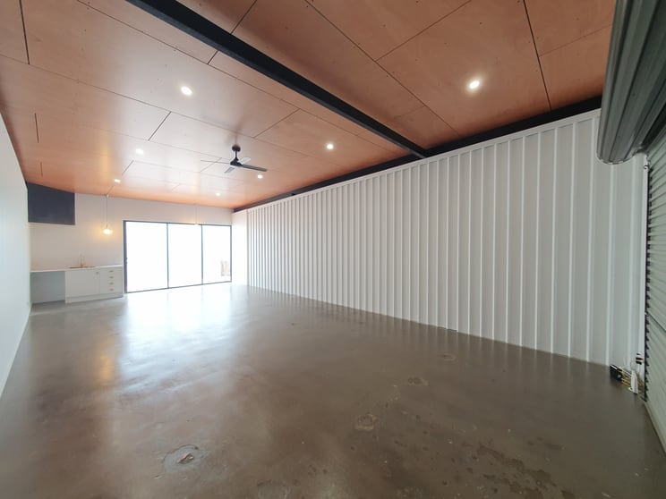 Click to view all images Currumbin Waters QLD 4223 - Image 2