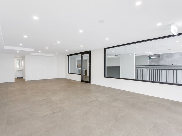 Click to view all images SHOP 5/18-20 Old South Head Rd Vaucluse NSW 2030 - Image 3