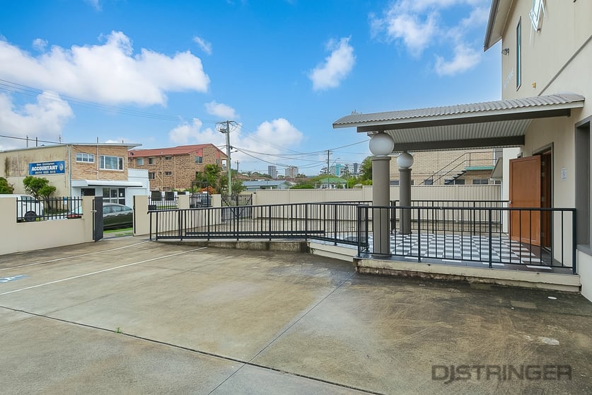 Click to view all images 8 Boyd Street Tweed Heads NSW 2485 - Image 2