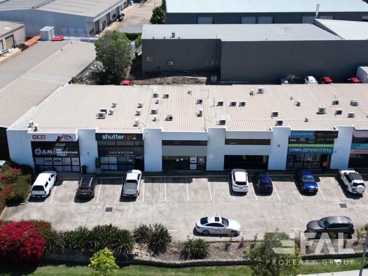 Click to view all images Unit 8/32 Spine Street Sumner QLD 4074 - Image 1