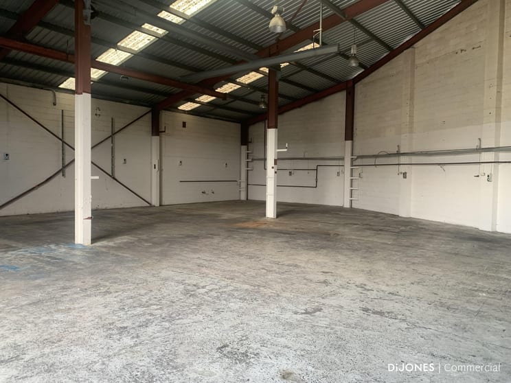 Click to view all images 20 Kirrawee Road Gosford NSW 2250 - Image 2