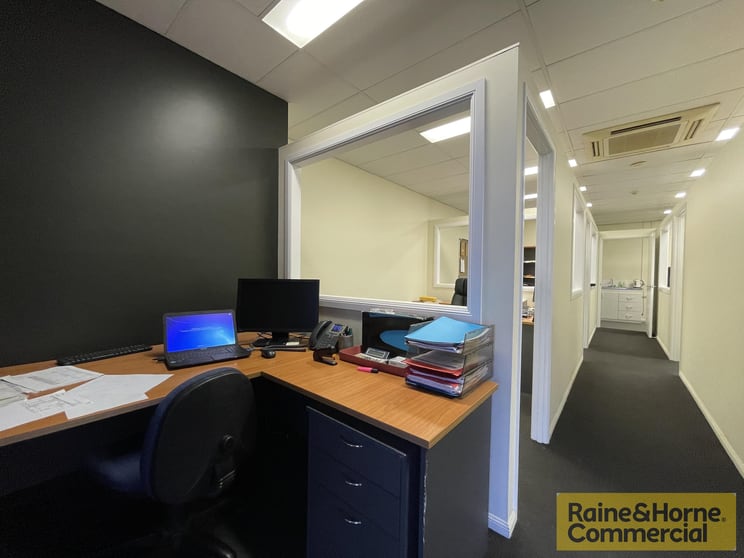 Click to view all images 11/996 Anzac Avenue Petrie QLD 4502 - Image 3