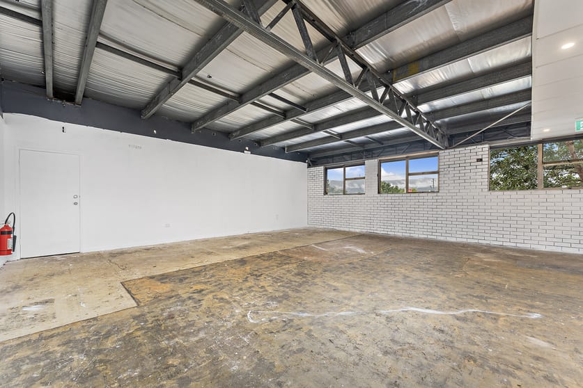Click to view all images Suite 11/37-39 Princes Highway Dapto NSW 2530 - Image 3